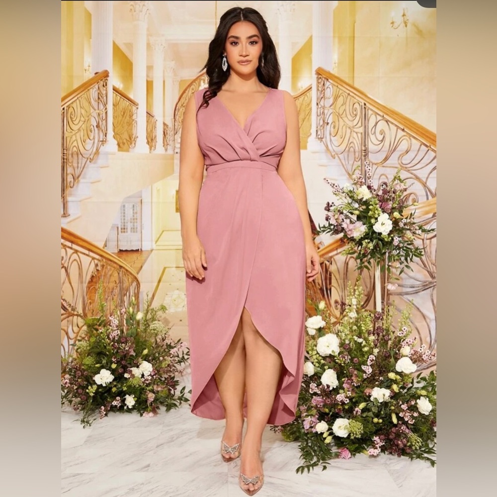 SHEIN Belle Plus Surplice Neck Tulip Hem Dress
